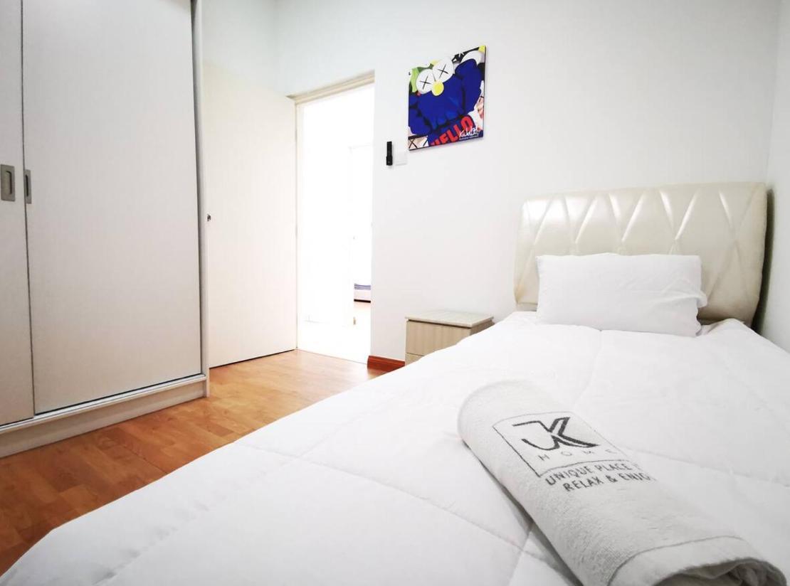 Apartment The Platino Skudai Near Paradigm Mall @ Uha