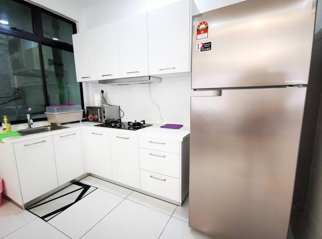 Apartment The Platino Skudai Near Paradigm Mall @ Uha