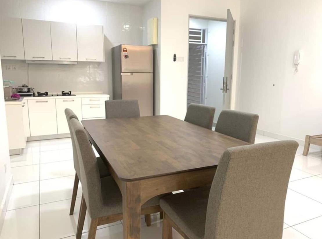 The Platino Skudai Near Paradigm Mall @ Uha Apartment *